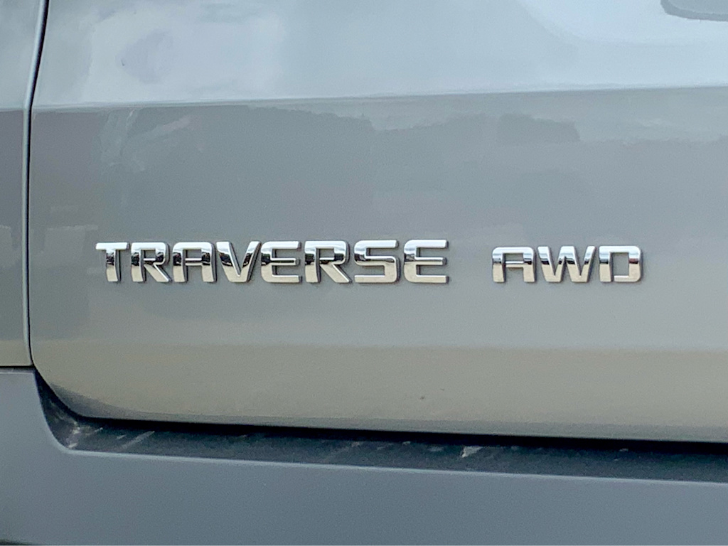 Thumbnail: 2023 Chevrolet Traverse - 31