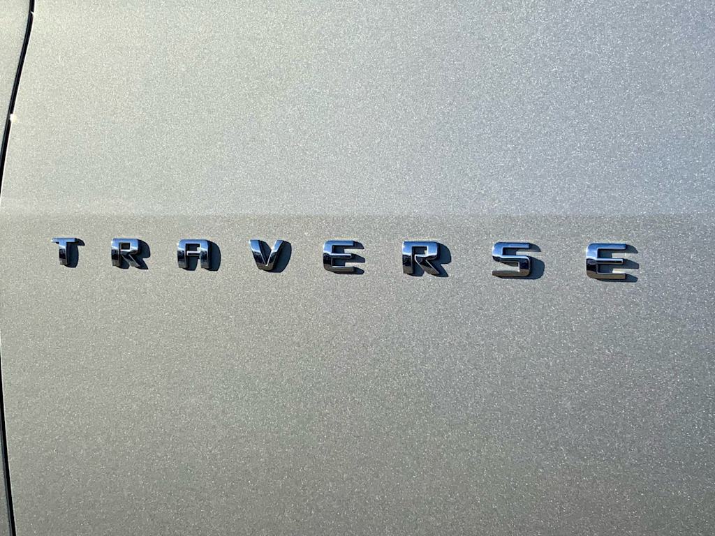 Thumbnail: 2023 Chevrolet Traverse - 31