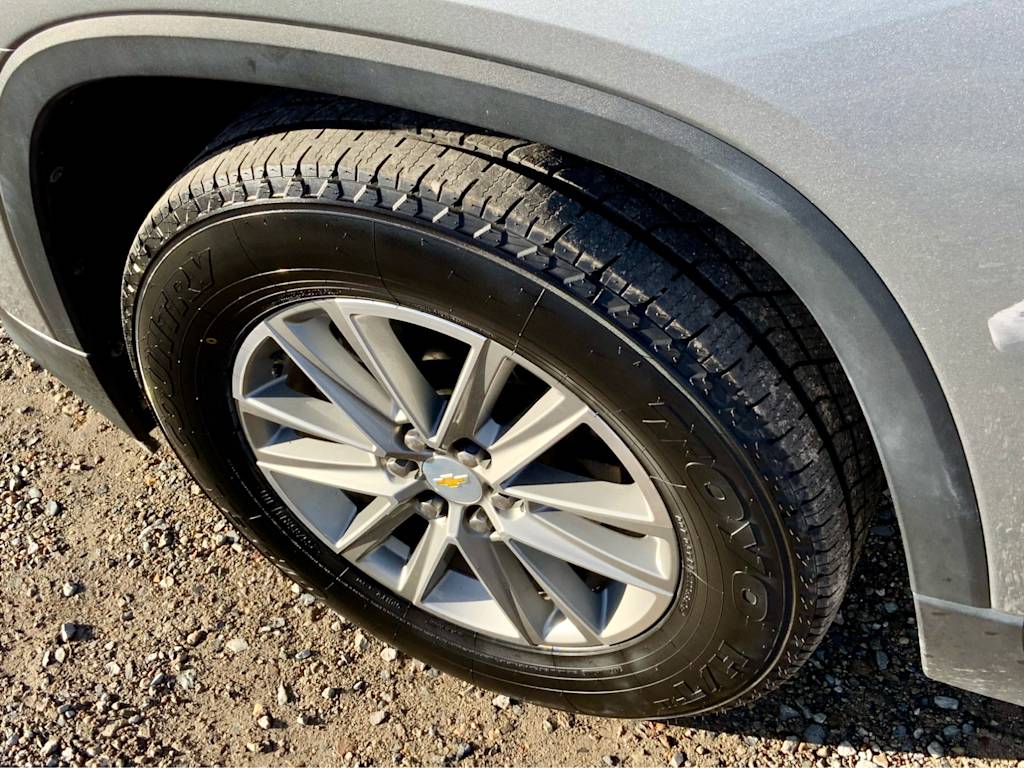 Thumbnail: 2023 Chevrolet Traverse - 30