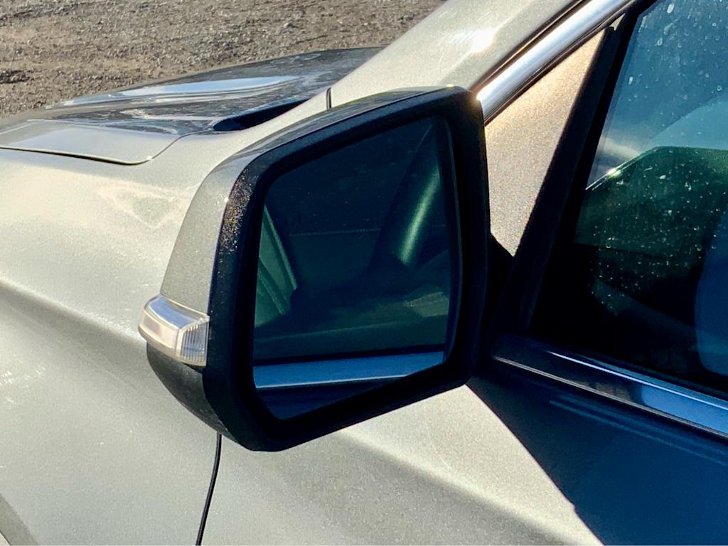 Thumbnail: 2023 Chevrolet Traverse - 27