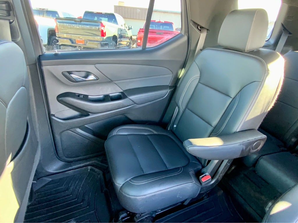 Thumbnail: 2023 Chevrolet Traverse - 35