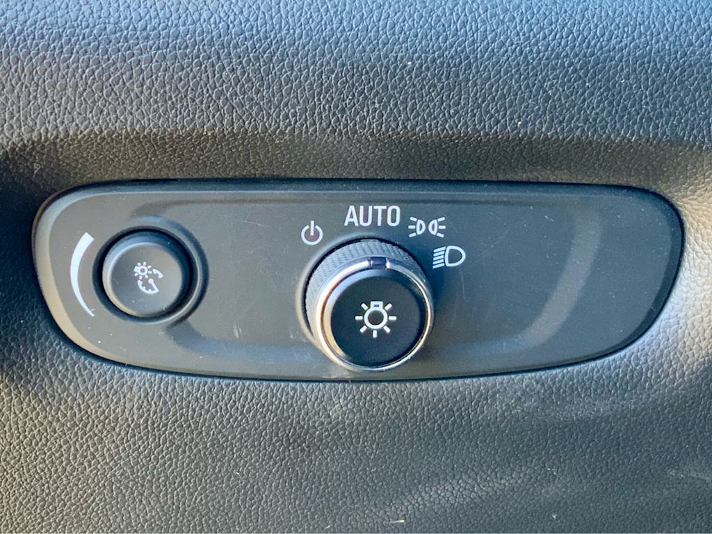 Thumbnail: 2023 Chevrolet Traverse - 51