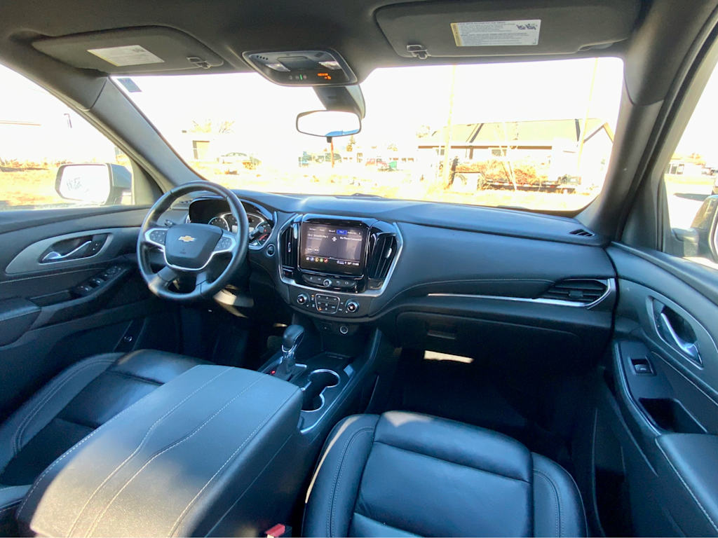 Thumbnail: 2023 Chevrolet Traverse - 13