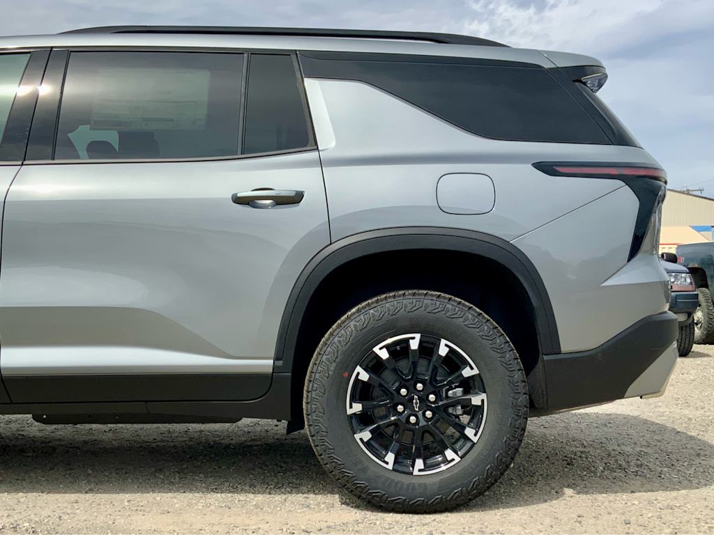 Thumbnail: 2026 Chevrolet Traverse - 25