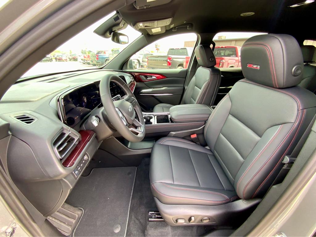 Thumbnail: 2026 Chevrolet Traverse - 10