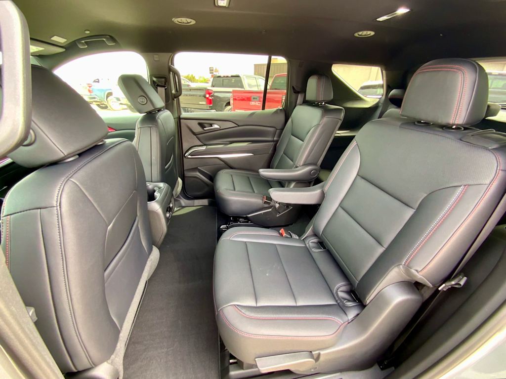Thumbnail: 2026 Chevrolet Traverse - 12