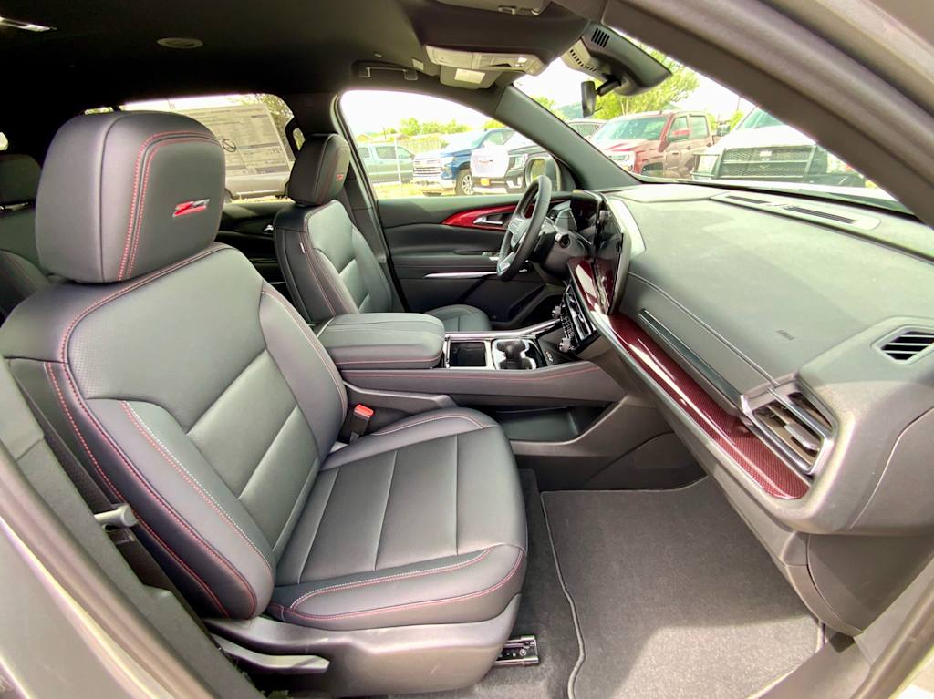 Thumbnail: 2026 Chevrolet Traverse - 11