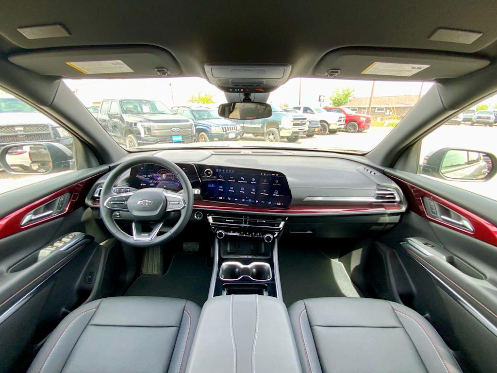 Thumbnail: 2026 Chevrolet Traverse - 2
