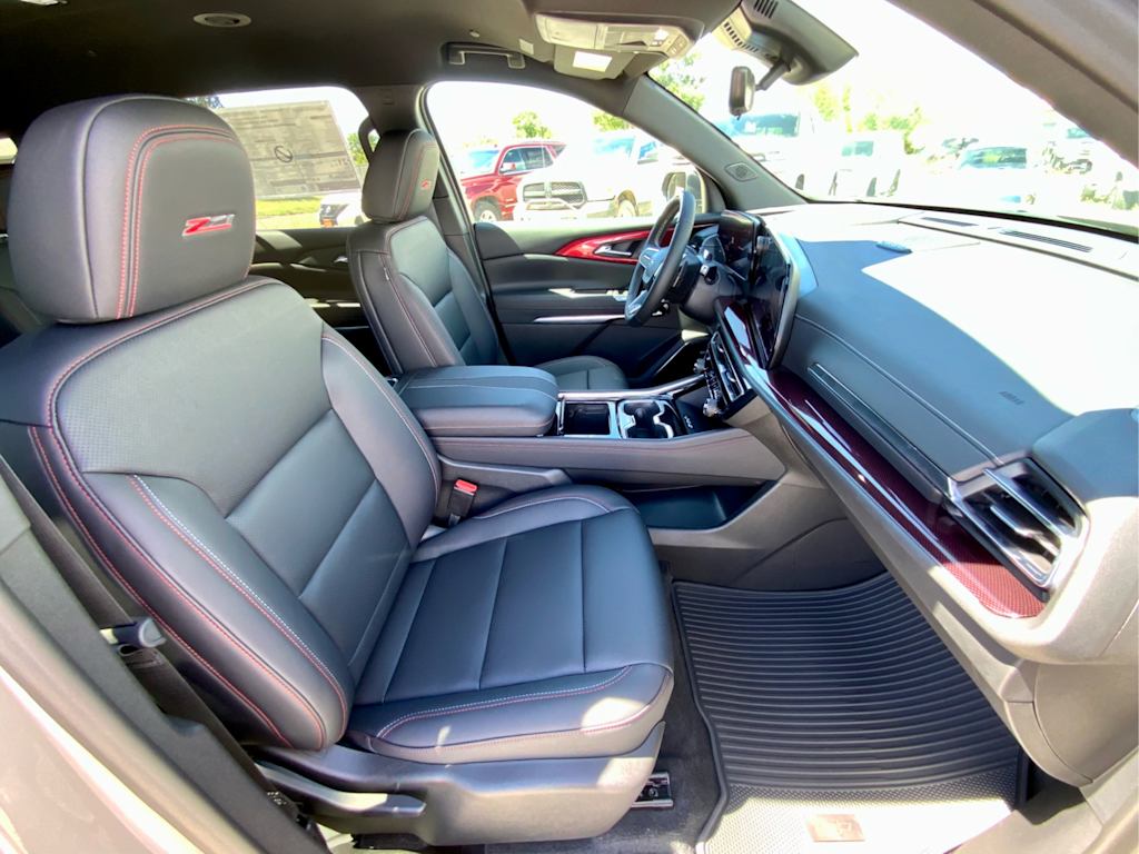 Thumbnail: 2026 Chevrolet Traverse - 11