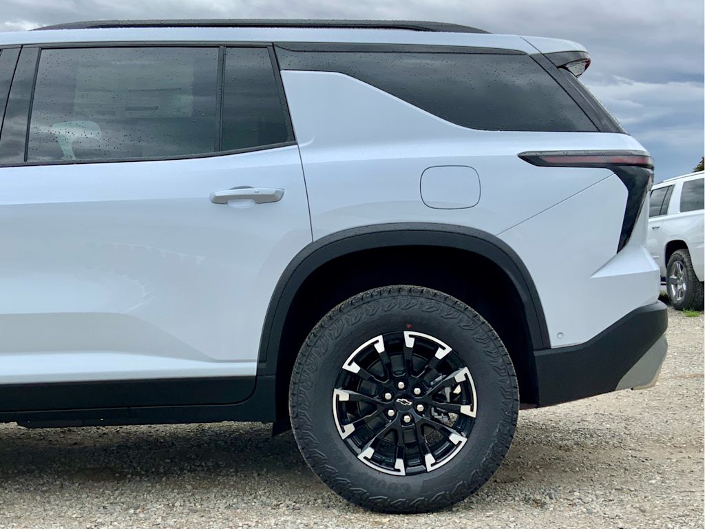 Thumbnail: 2026 Chevrolet Traverse - 25