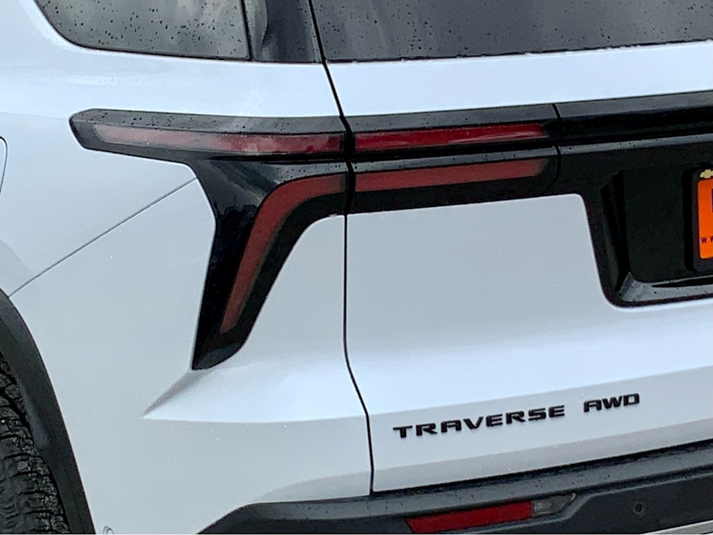 Thumbnail: 2026 Chevrolet Traverse - 11