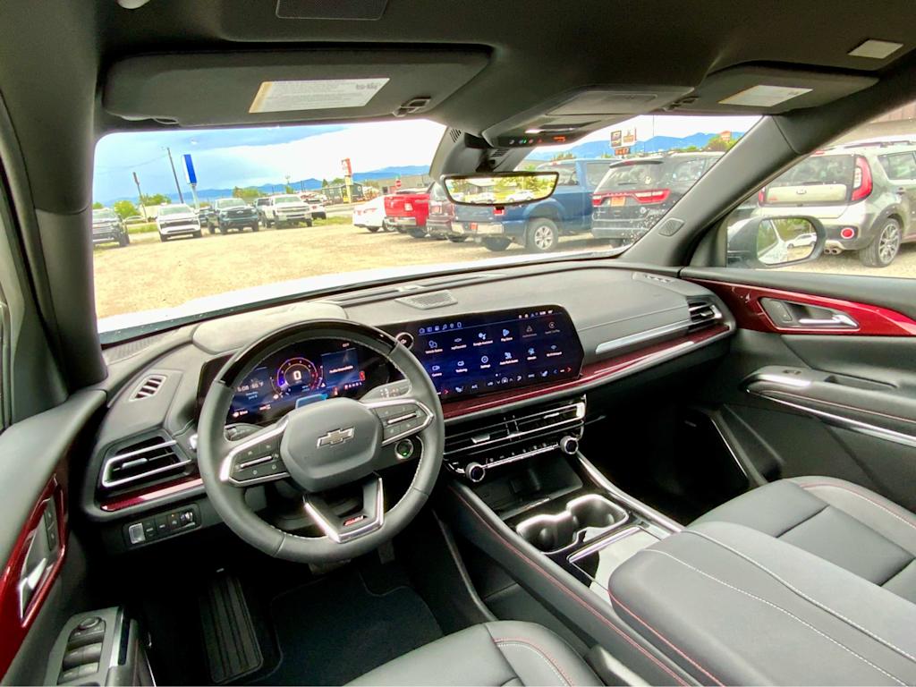 Thumbnail: 2026 Chevrolet Traverse - 10