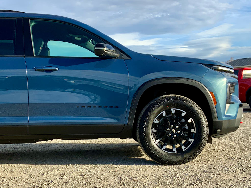 Thumbnail: 2026 Chevrolet Traverse - 8