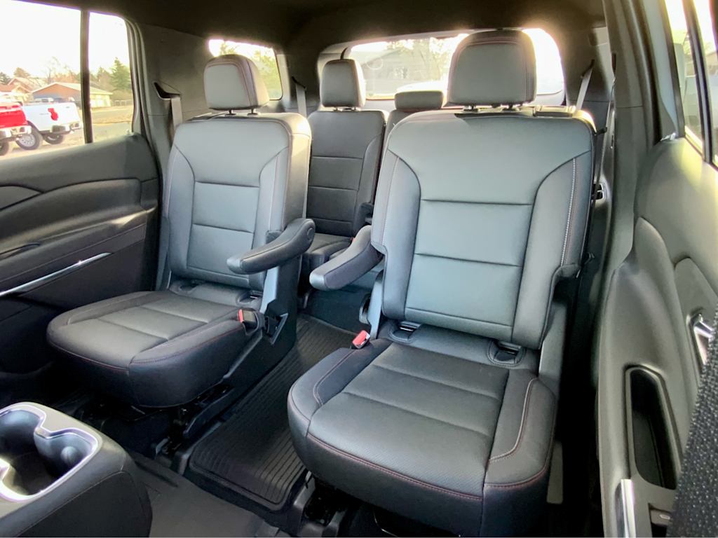 Thumbnail: 2026 Chevrolet Traverse - 33