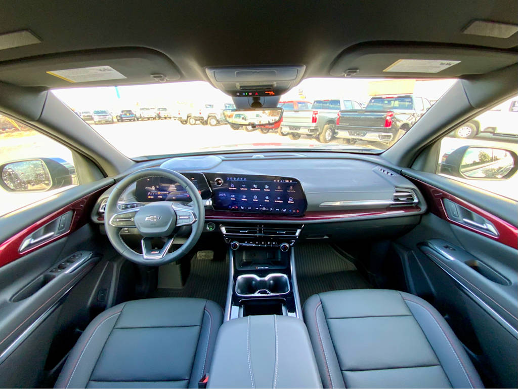 Thumbnail: 2026 Chevrolet Traverse - 2