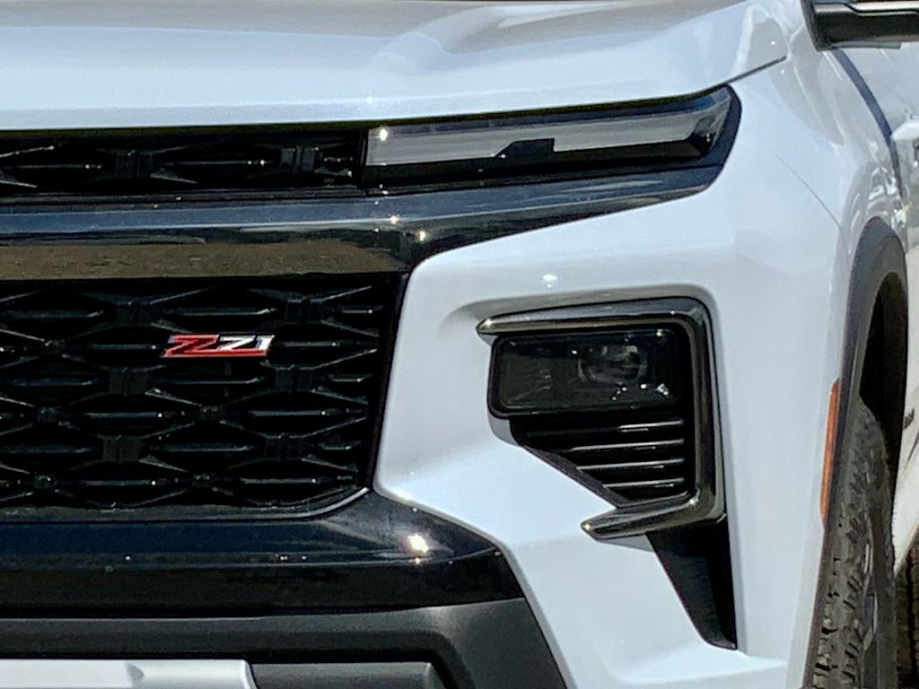 Thumbnail: 2026 Chevrolet Traverse - 25