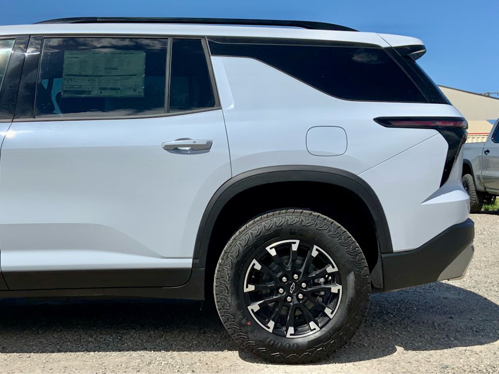 Thumbnail: 2026 Chevrolet Traverse - 8