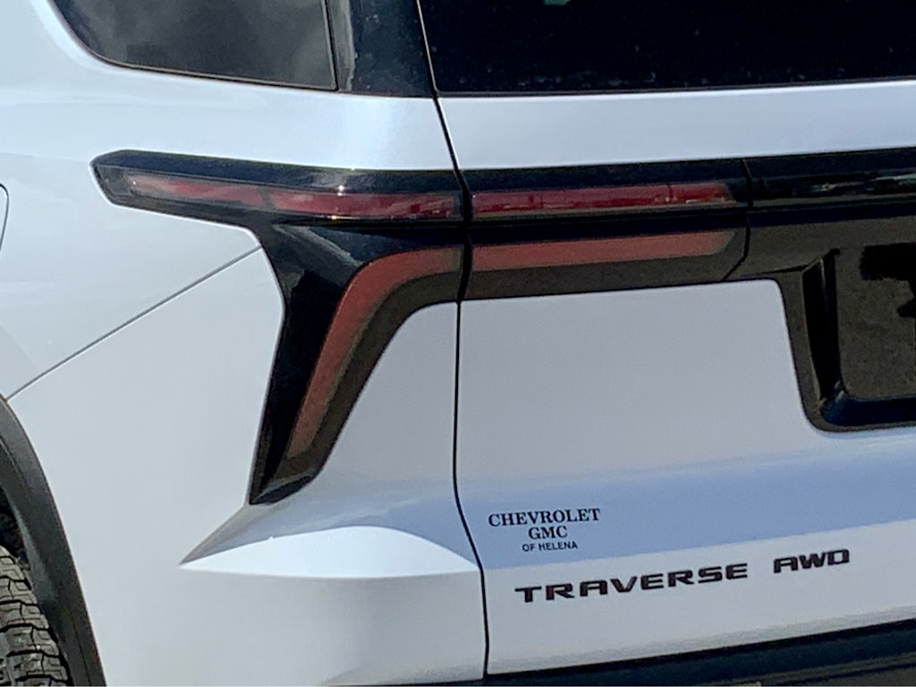 Thumbnail: 2026 Chevrolet Traverse - 26