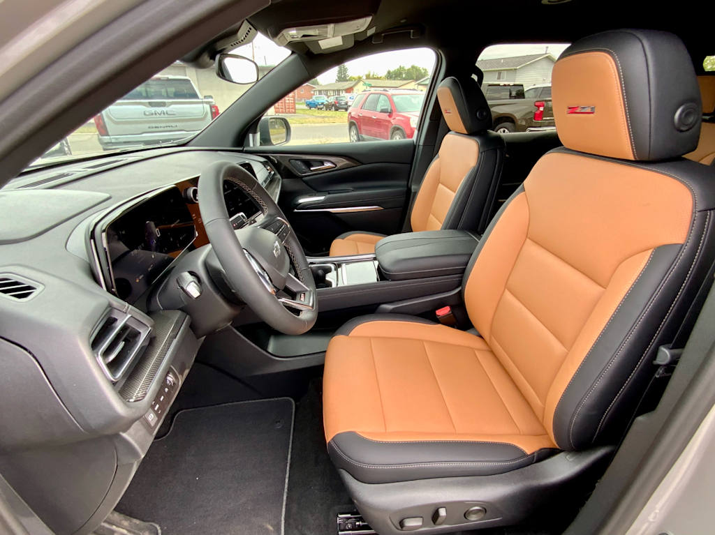 Thumbnail: 2027 Chevrolet Traverse - 10