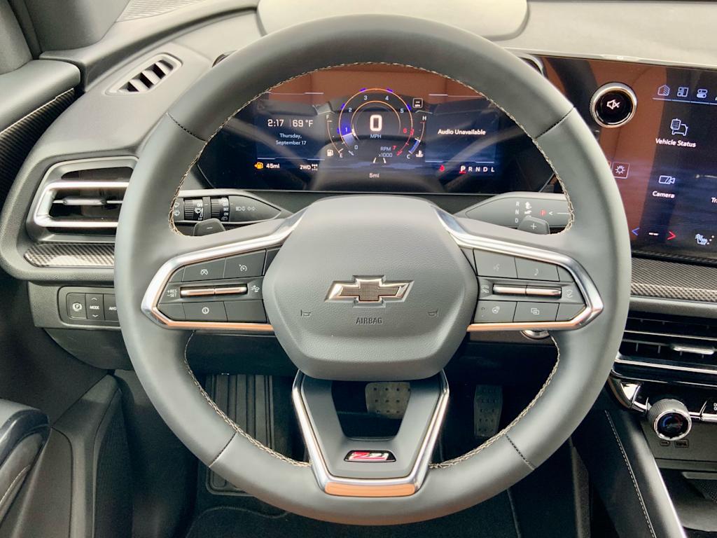 Thumbnail: 2027 Chevrolet Traverse - 14