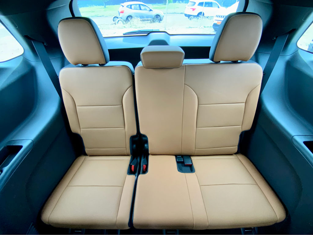 Thumbnail: 2027 Chevrolet Traverse - 34