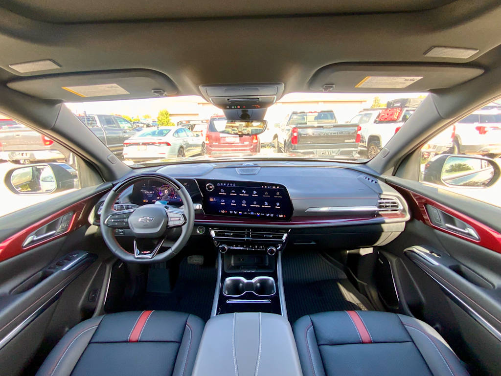 Thumbnail: 2026 Chevrolet Traverse - 2
