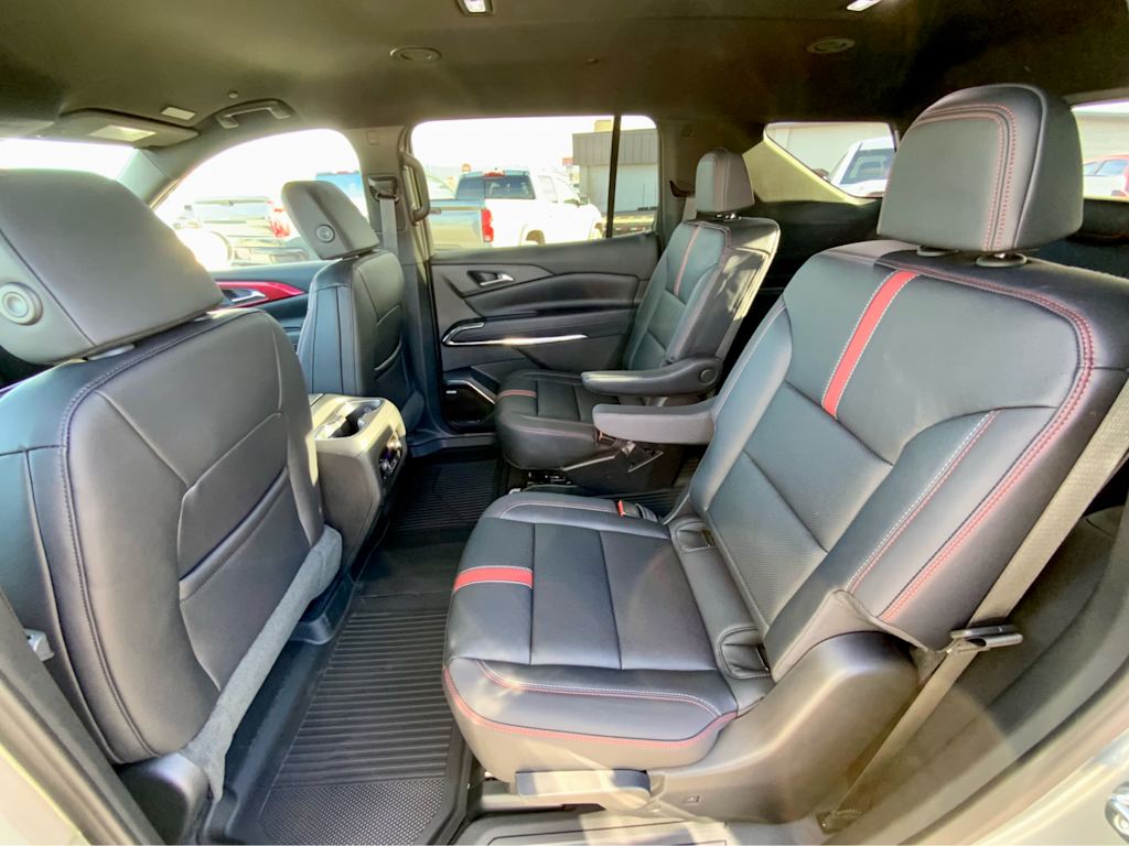 Thumbnail: 2026 Chevrolet Traverse - 13