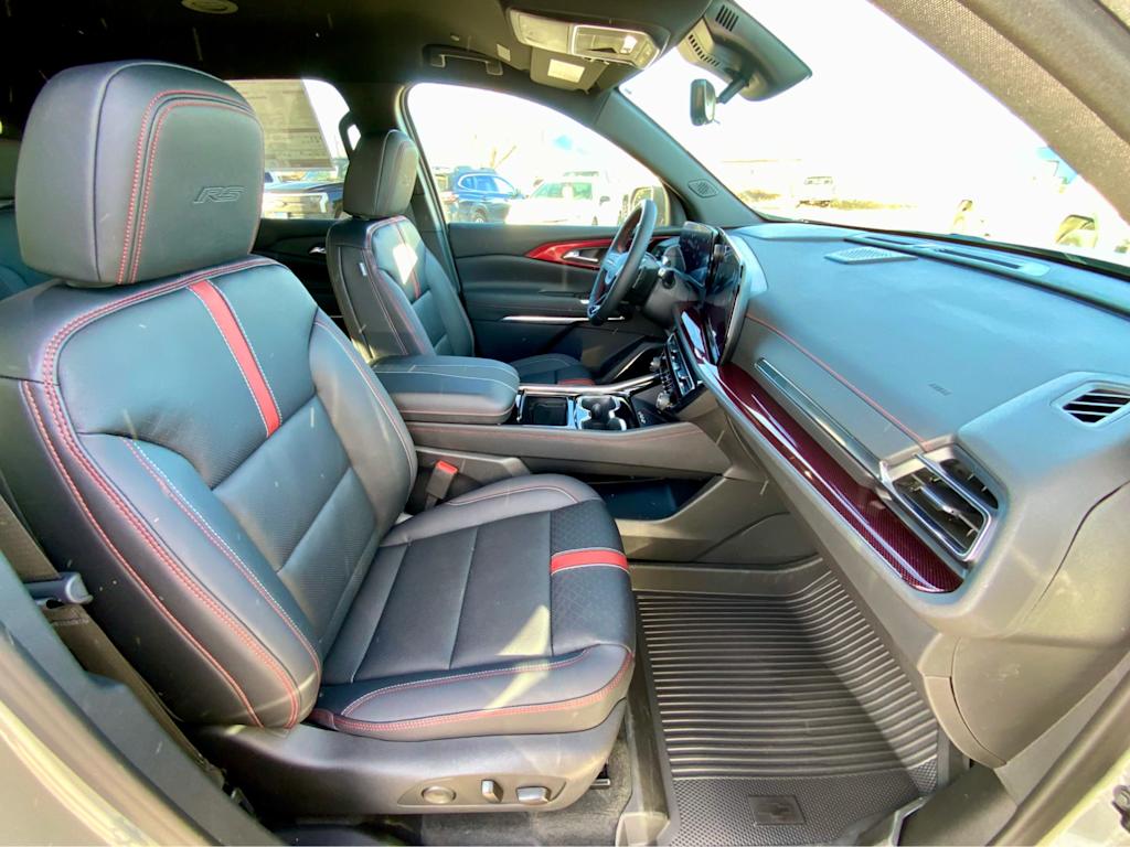 Thumbnail: 2026 Chevrolet Traverse - 12