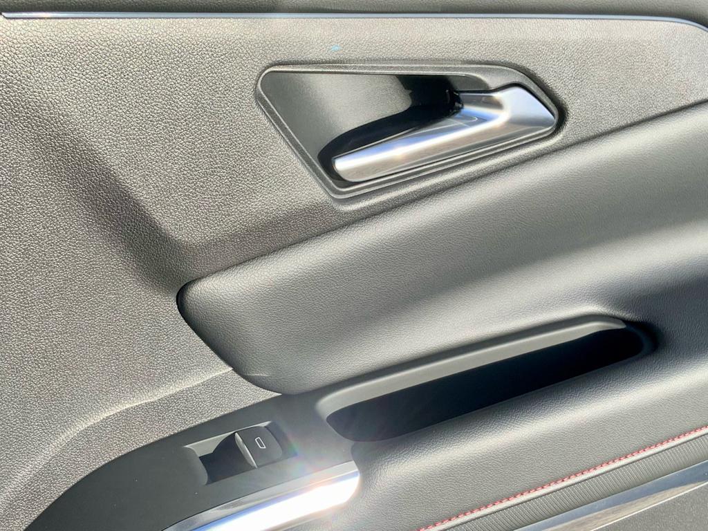 Thumbnail: 2026 Chevrolet Traverse - 54