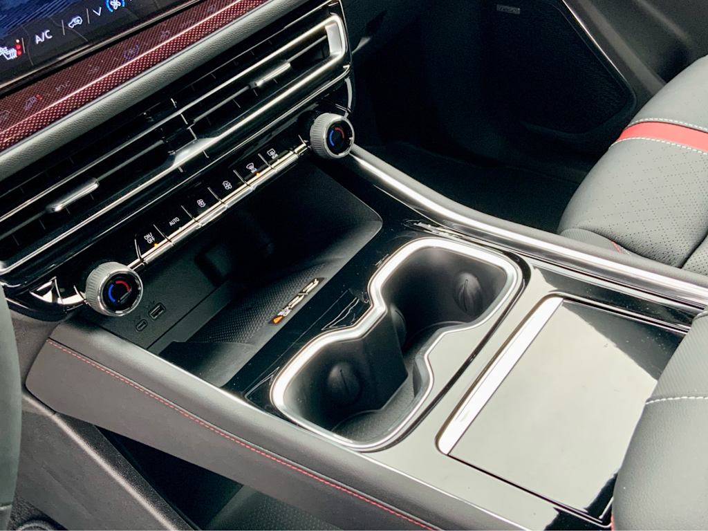 Thumbnail: 2026 Chevrolet Traverse - 47