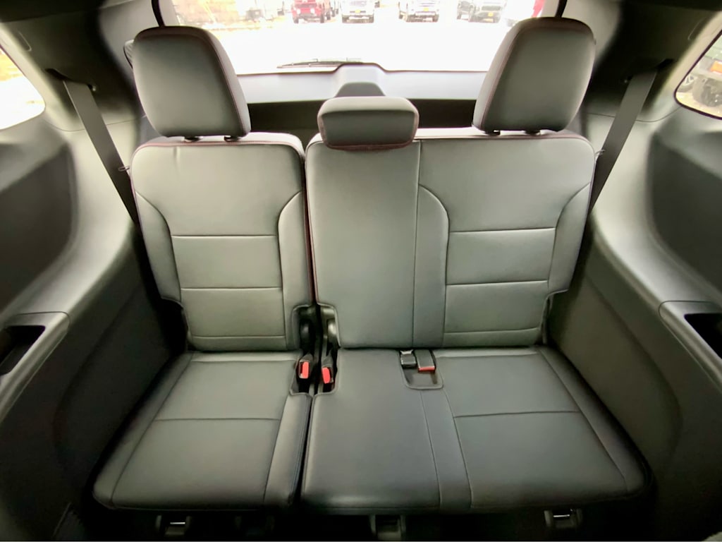 Thumbnail: 2026 Chevrolet Traverse - 36