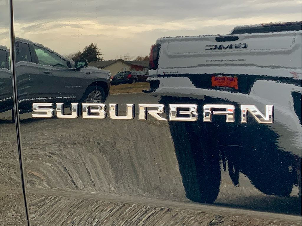 Thumbnail: 2026 Chevrolet Suburban - 30