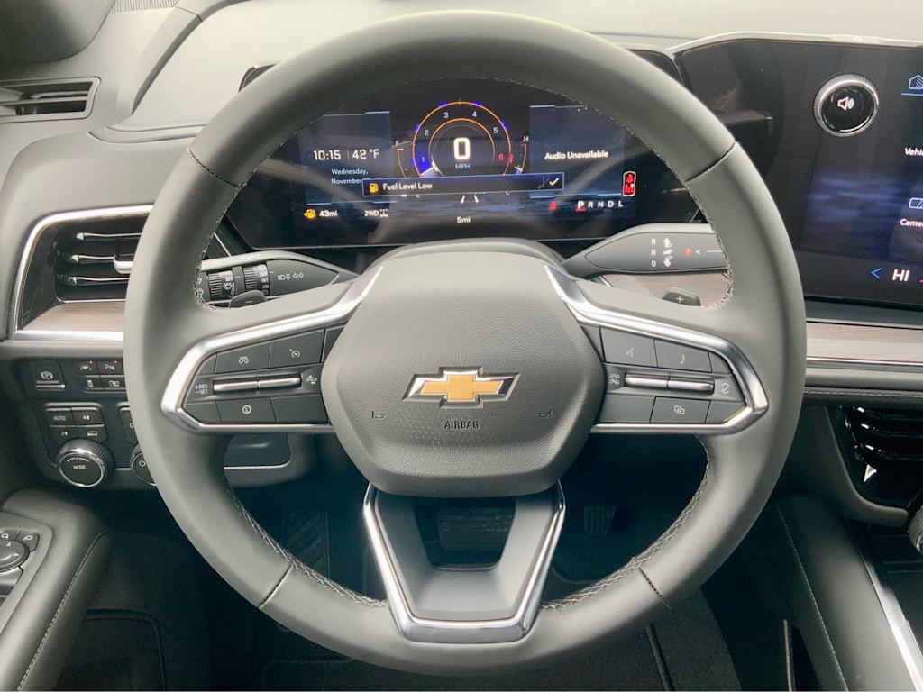 Thumbnail: 2026 Chevrolet Suburban - 39