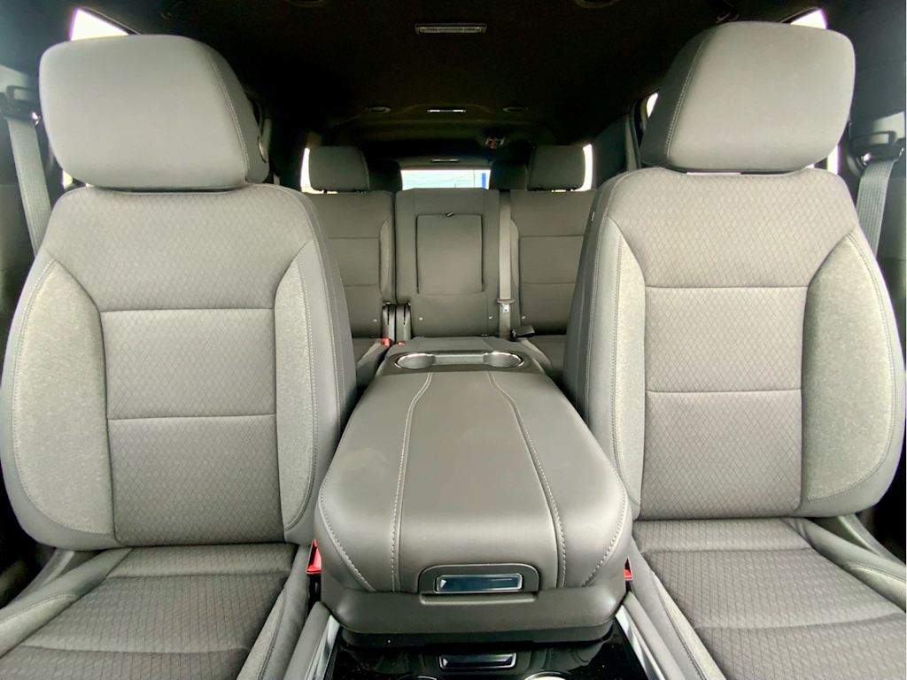 Thumbnail: 2026 Chevrolet Suburban - 16