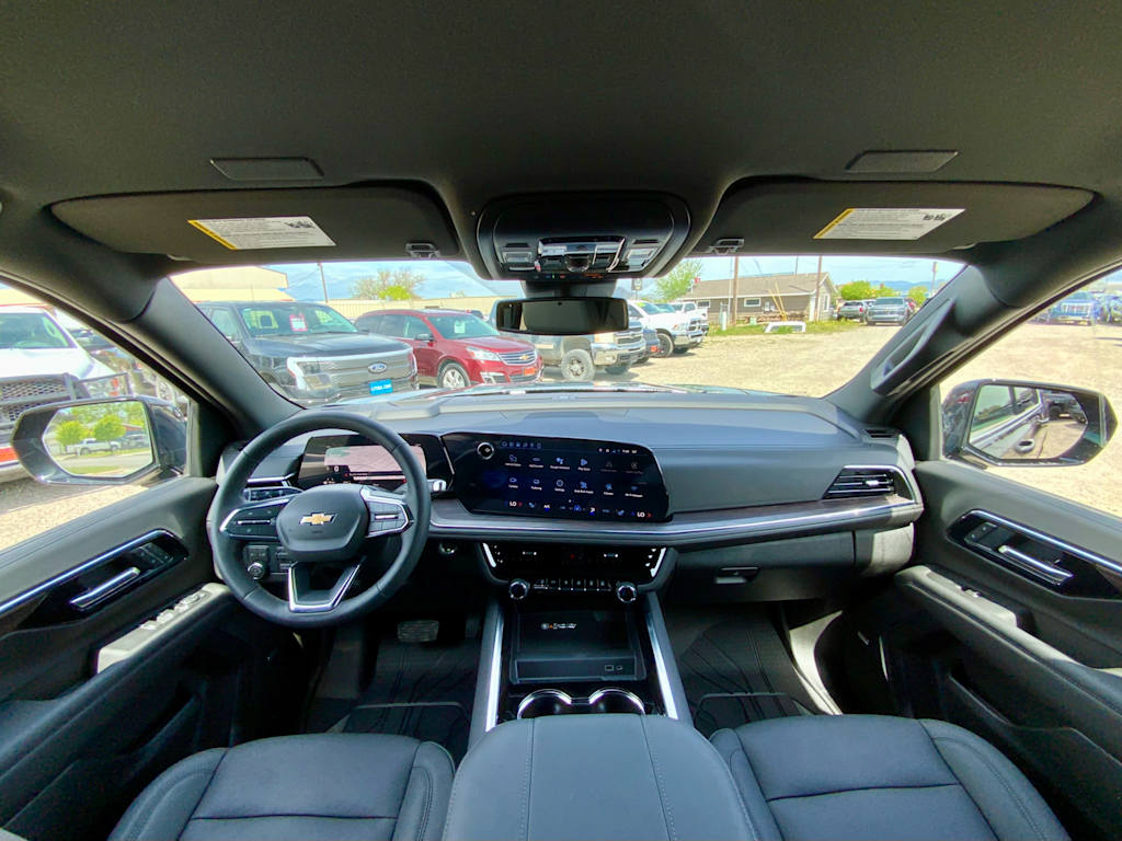 Thumbnail: 2026 Chevrolet Suburban - 2