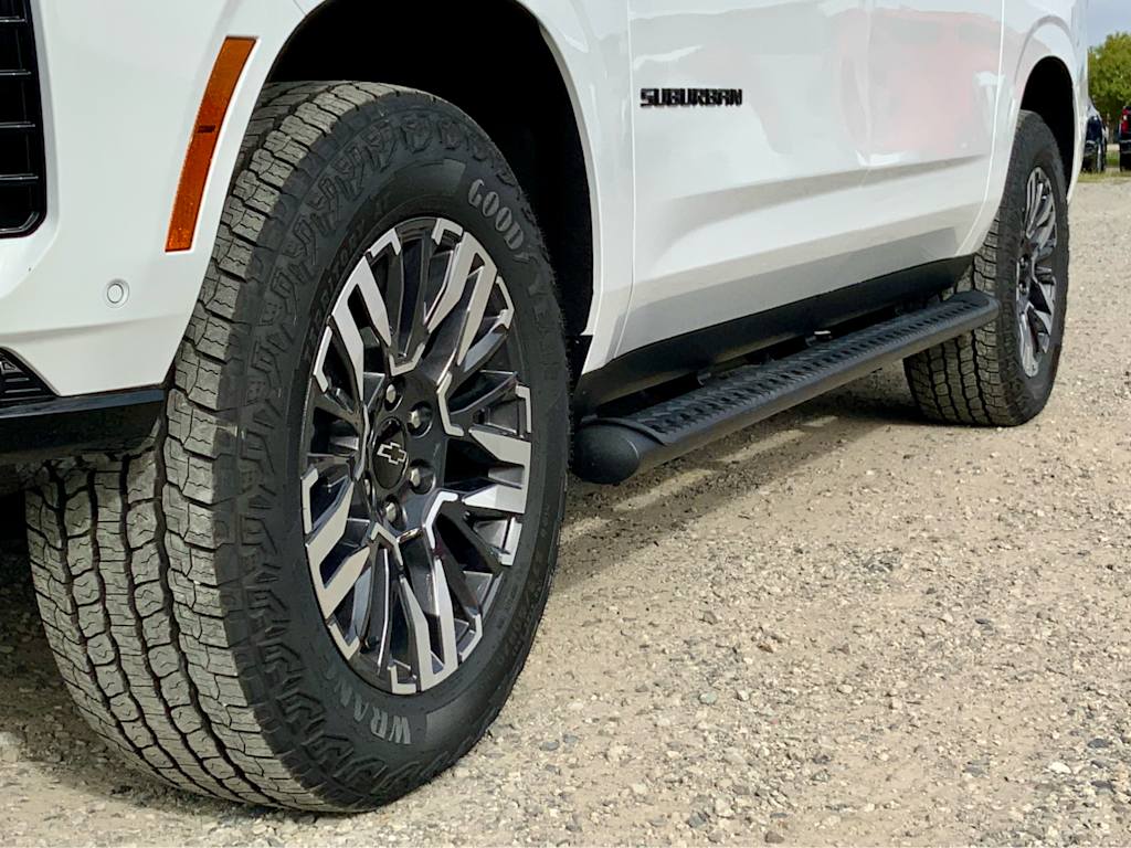 Thumbnail: 2026 Chevrolet Suburban - 28