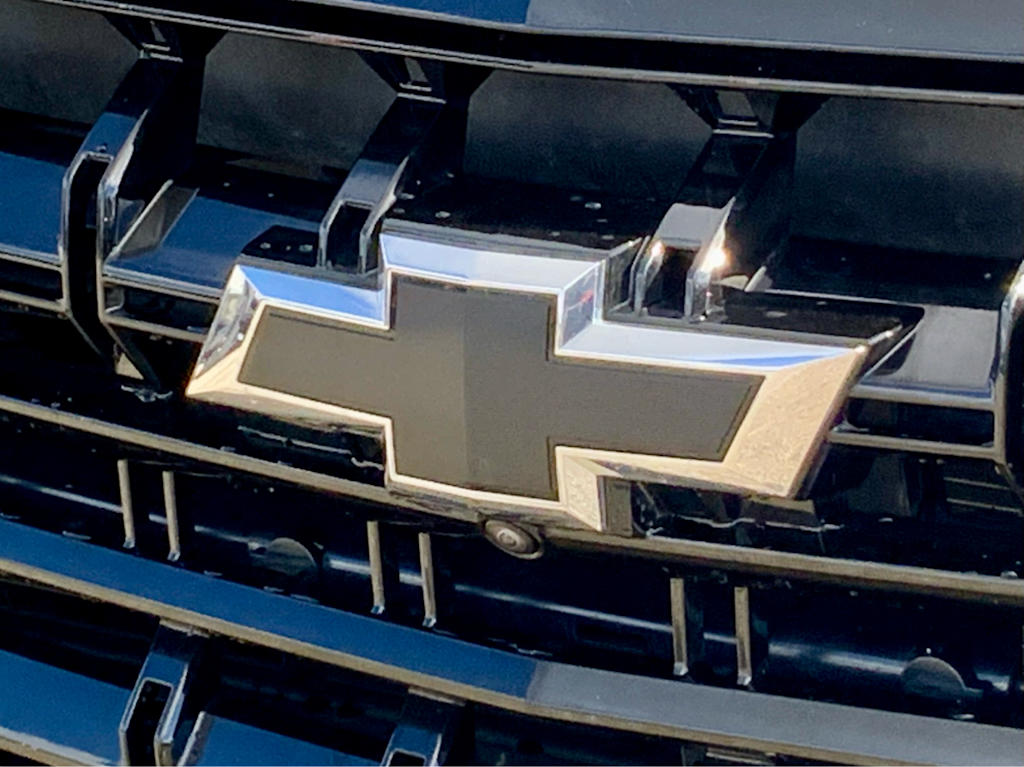 Thumbnail: 2025 Chevrolet Suburban - 9