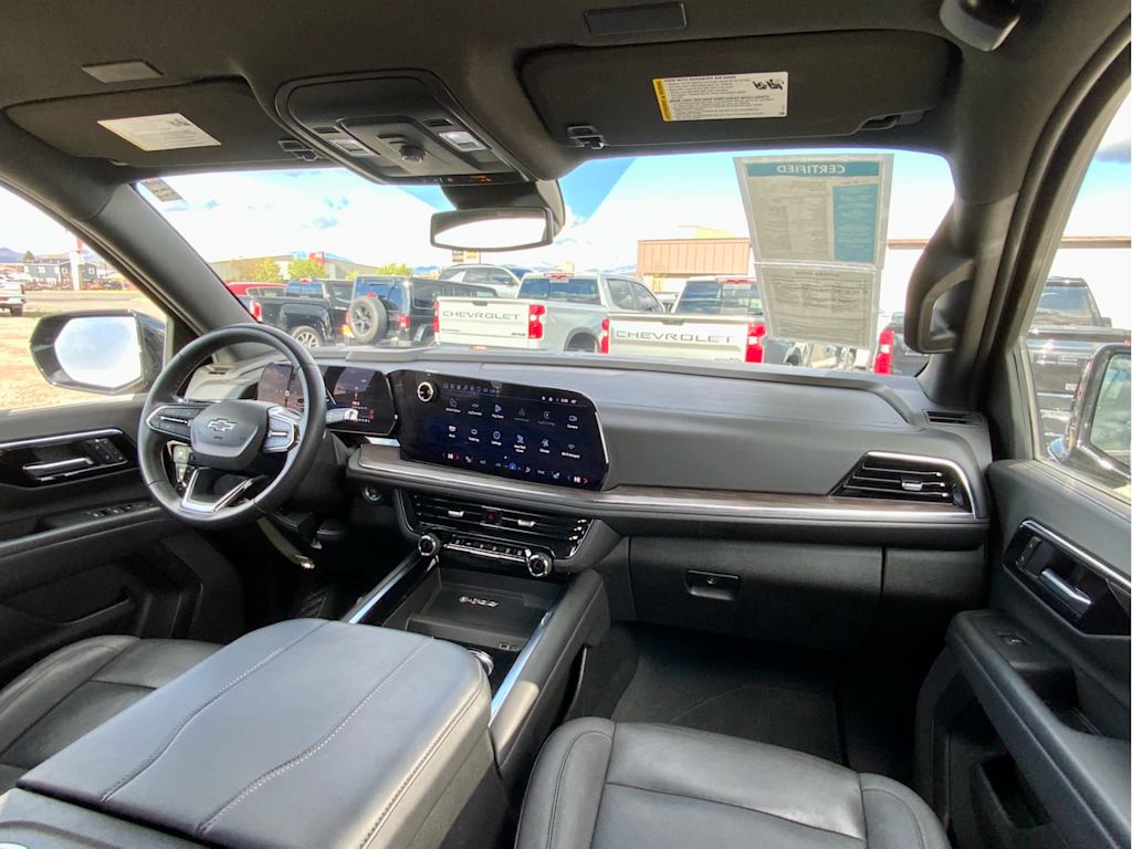 Thumbnail: 2025 Chevrolet Suburban - 14