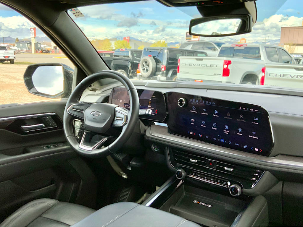 Thumbnail: 2025 Chevrolet Suburban - 36