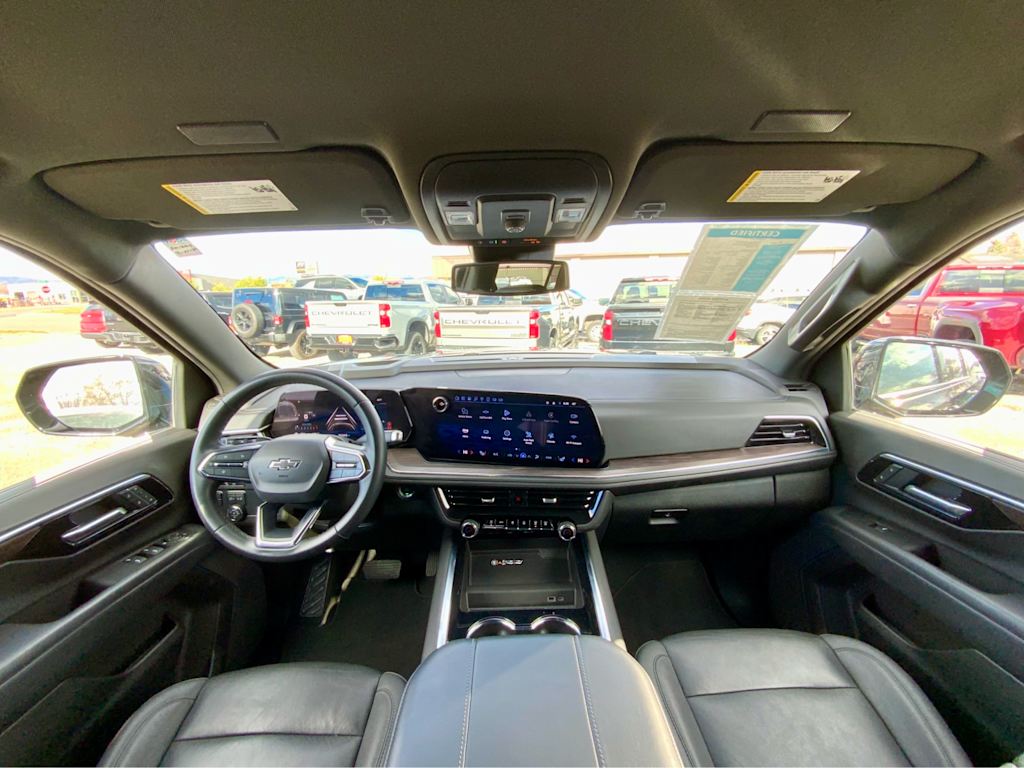 Thumbnail: 2025 Chevrolet Suburban - 2