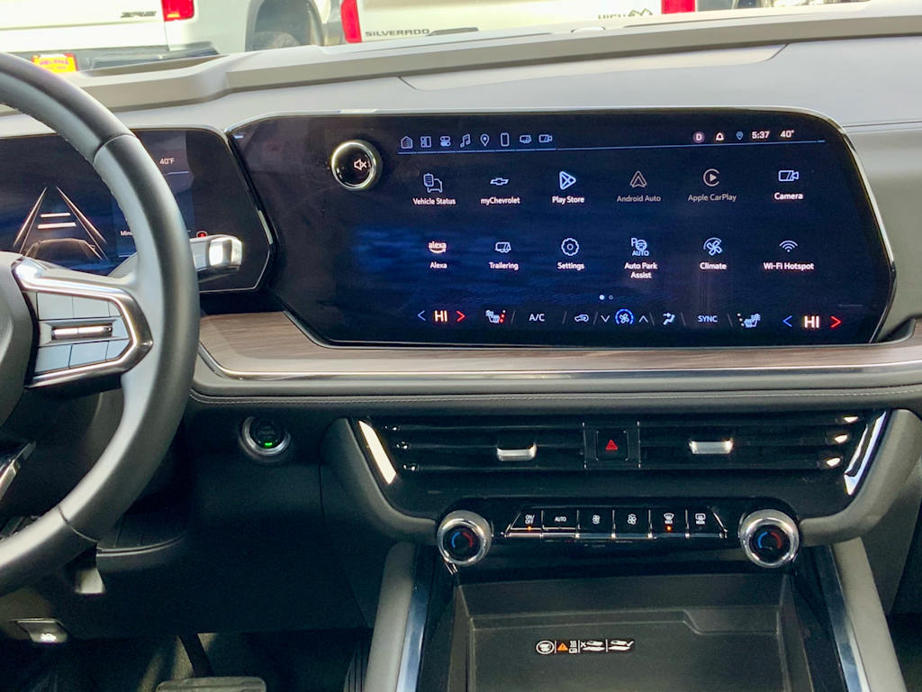 Thumbnail: 2025 Chevrolet Suburban - 16