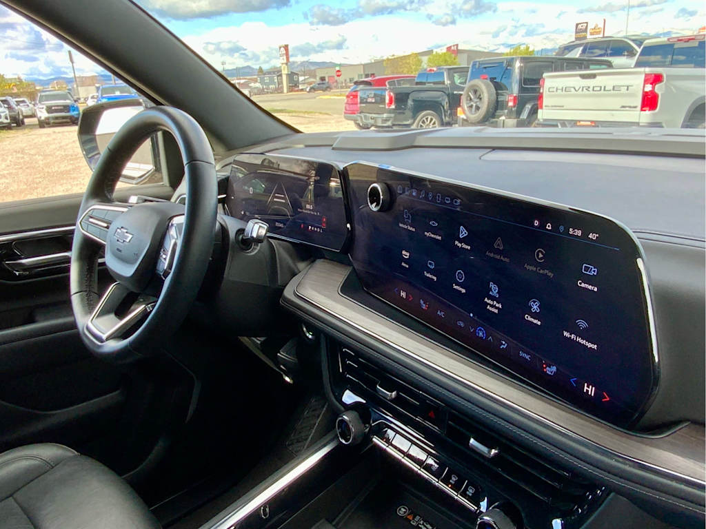 Thumbnail: 2025 Chevrolet Suburban - 41