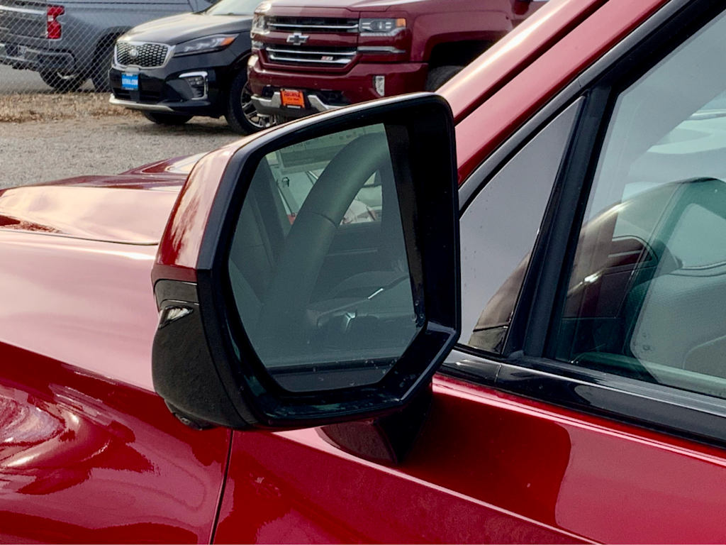 Thumbnail: 2026 Chevrolet Suburban - 28