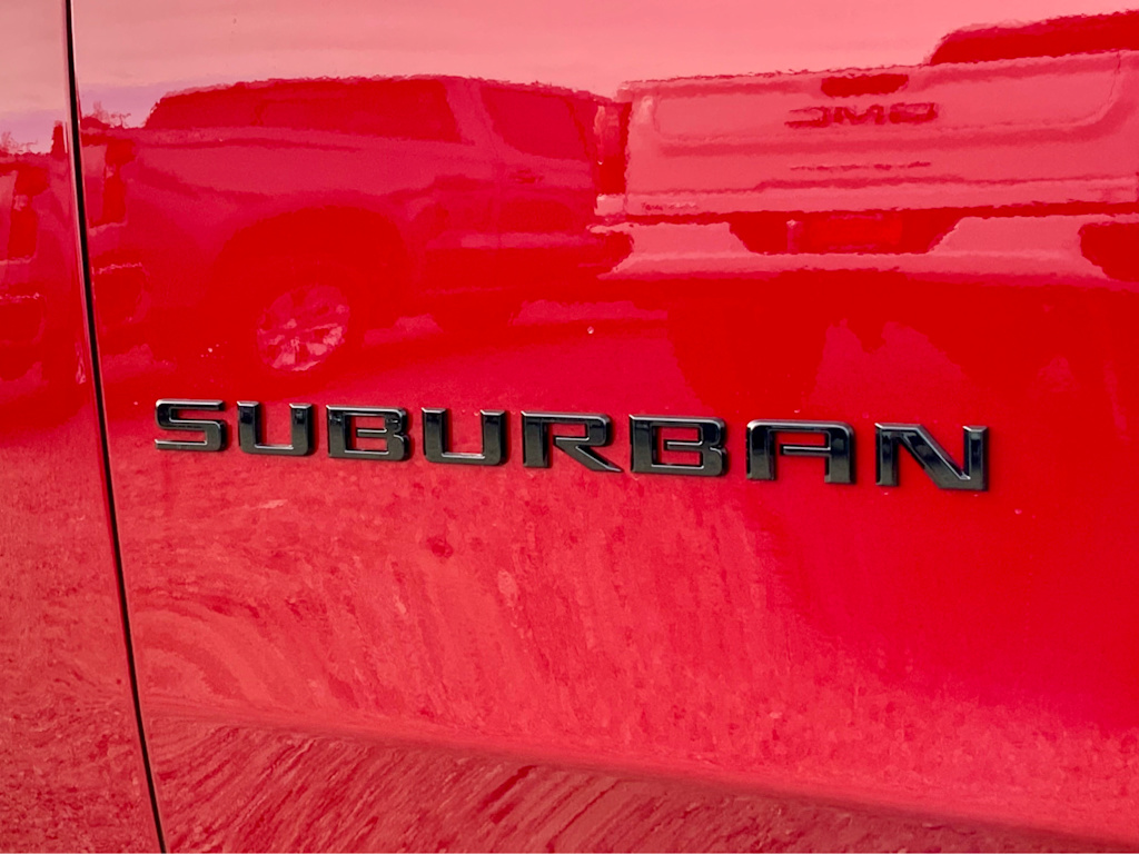 Thumbnail: 2026 Chevrolet Suburban - 33