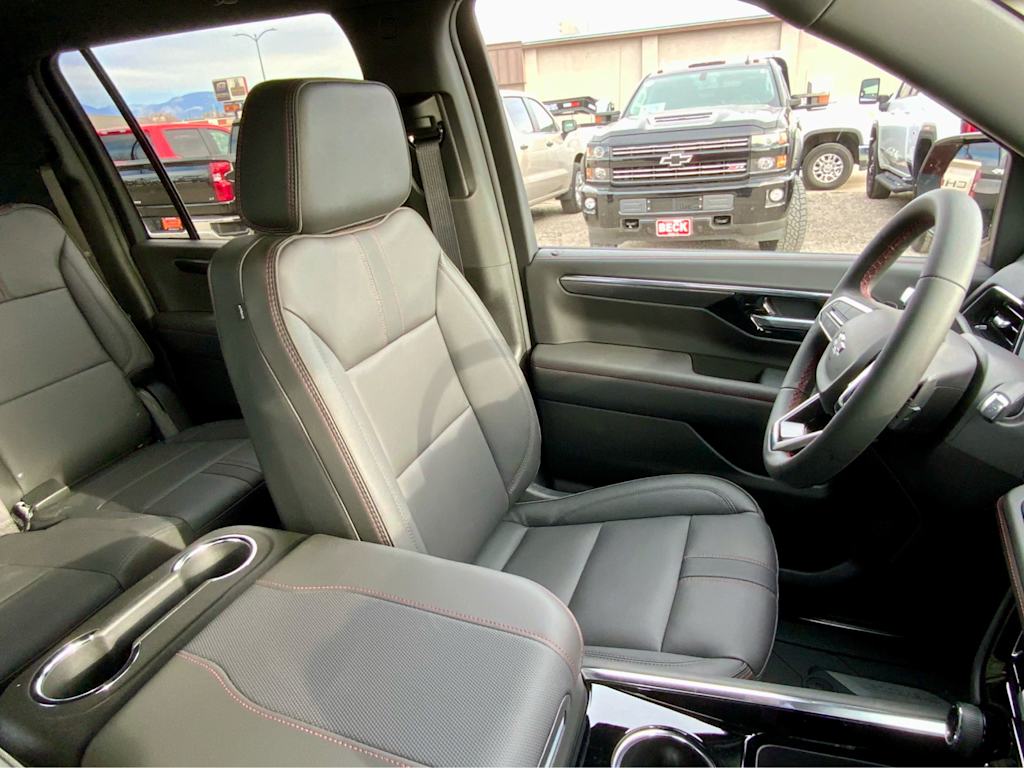 Thumbnail: 2026 Chevrolet Suburban - 37