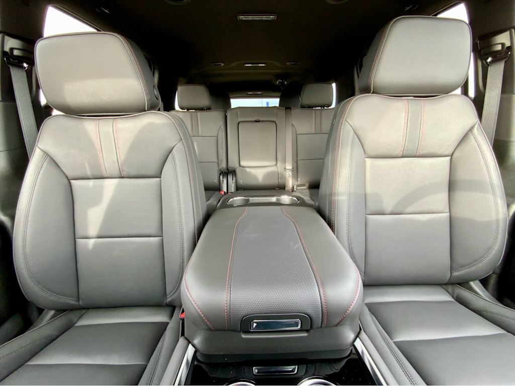 Thumbnail: 2026 Chevrolet Suburban - 16