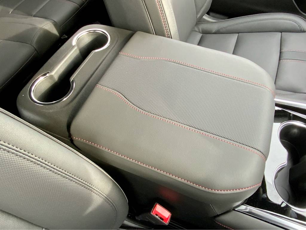 Thumbnail: 2026 Chevrolet Suburban - 39