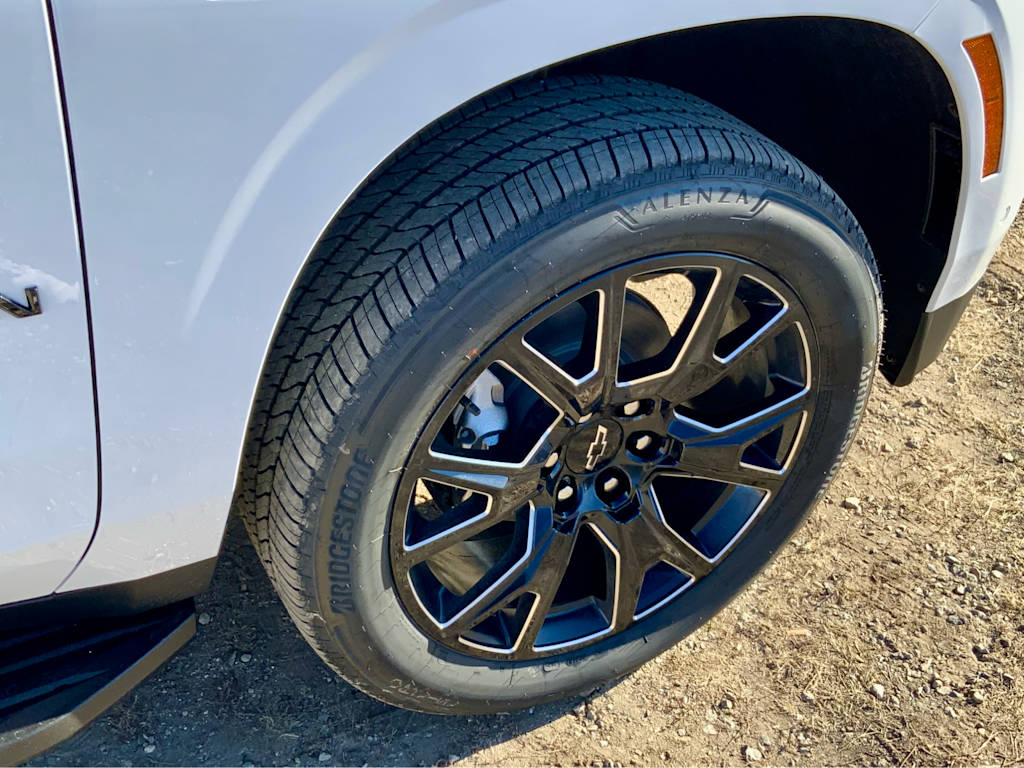 Thumbnail: 2026 Chevrolet Suburban - 31