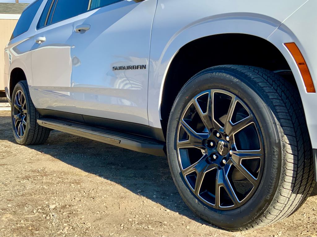 Thumbnail: 2026 Chevrolet Suburban - 8