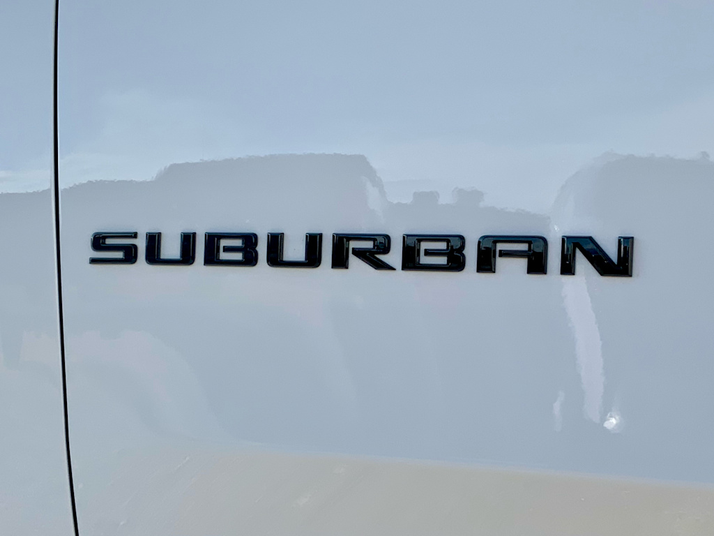 Thumbnail: 2026 Chevrolet Suburban - 33